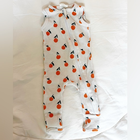 Spearmint Love Organic Waffle Sleeveless Zip Romper, Oranges 3-6 Month - Picture 3 of 6